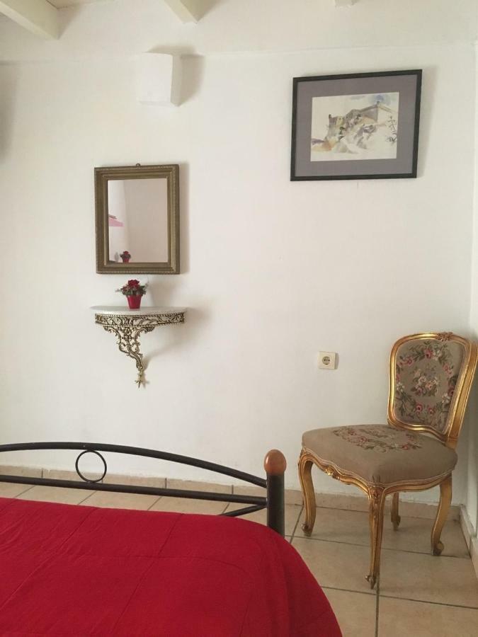 Sotoportego La Canea Exterior foto